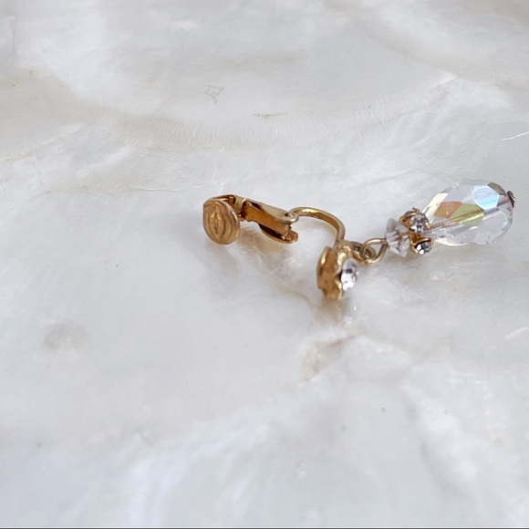 Vintage Gold Tone CZ Aurora Borealis Crystal Bead Dangle Clip Earrings 1.25” - Picture 9 of 11